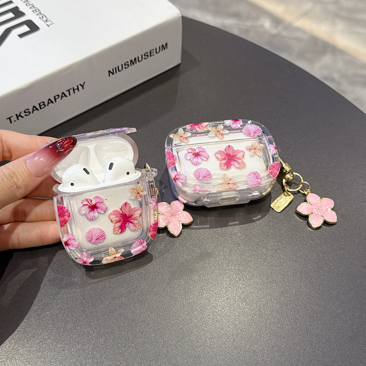 Glamorous Floral Pattern Wireless Bluetooth Case For AirPods1/2 AirPods 3/4 Pro And Pro2 TPU Headphone Covers With Keychain